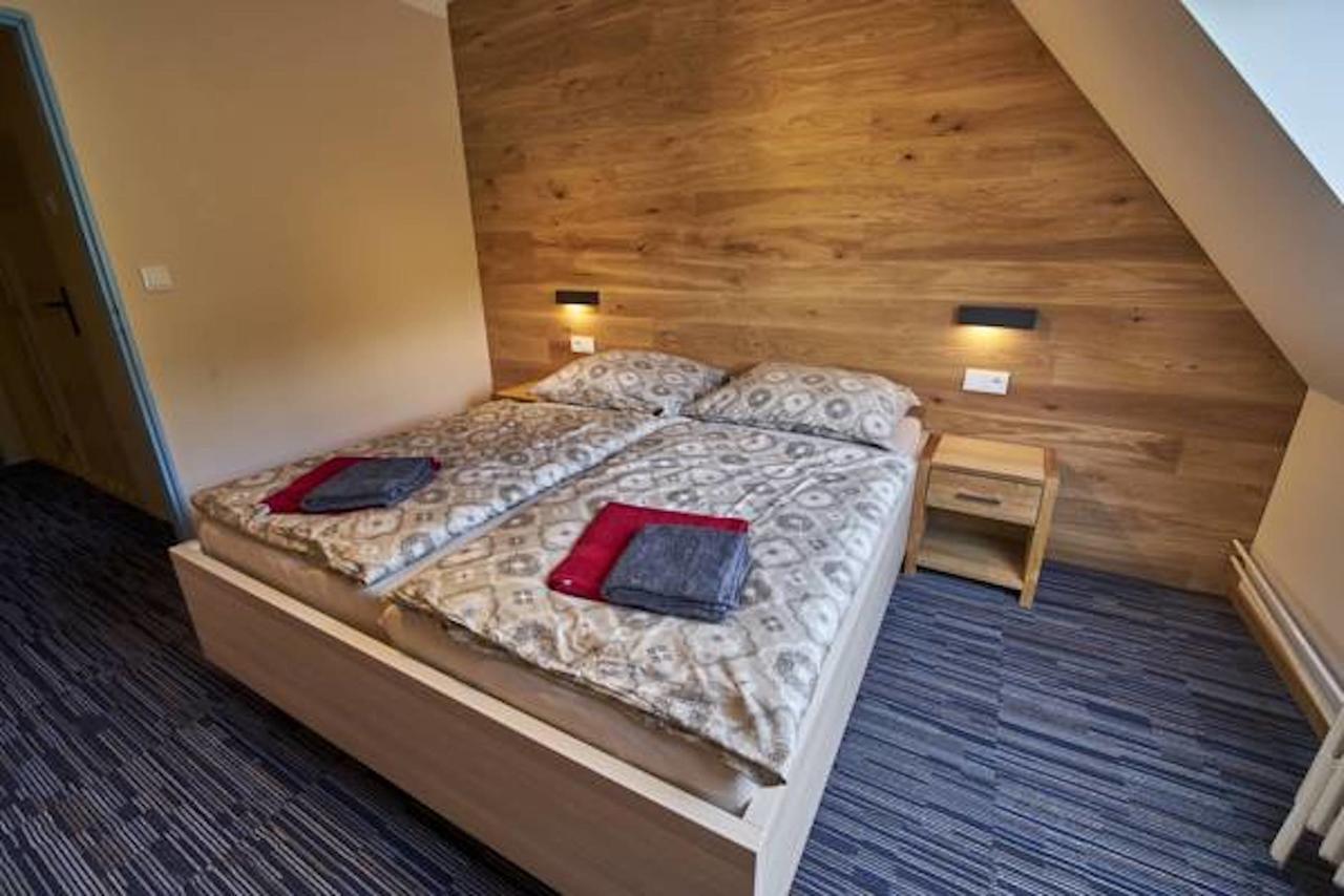 Hotel Zaly Apartmany 베네츠코 외부 사진