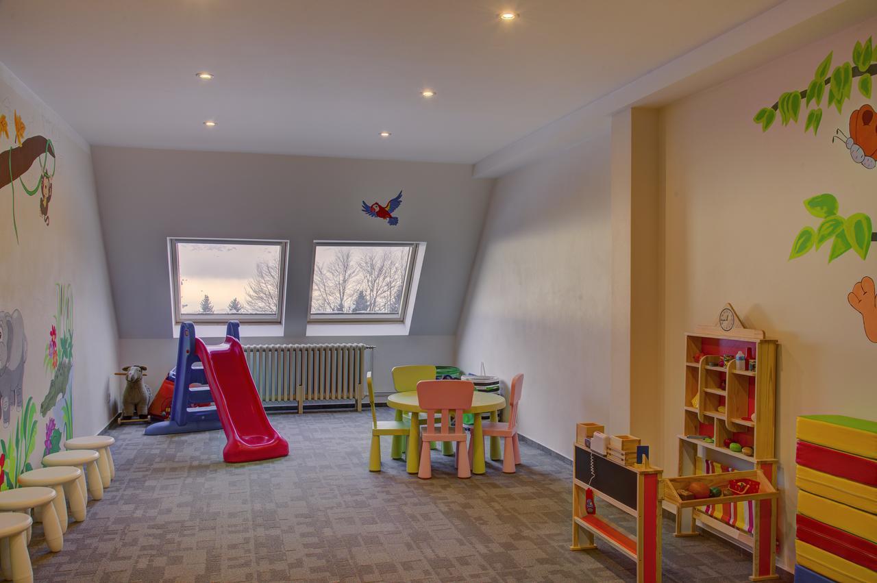 Hotel Zaly Apartmany 베네츠코 외부 사진